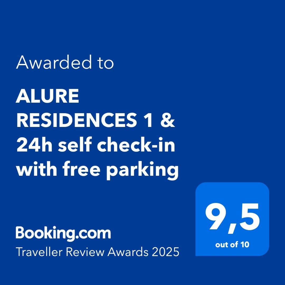 Alure Residences 1 & 24H Self Check-In, Free Parking In Front Of The Apartment Building, New Building, Terrace, Cafe With Breakfast In The Apartment Building, Next To The Aqua Park Besztercebánya Kültér fotó
